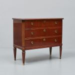1154 3433 CHEST OF DRAWERS